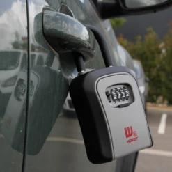 BOITE A CLES CADENAS ANTIVOL KEYBOX HOWZIT 16 BOITE A CLES CADENAS ANTIVOL KEYBOX HOWZIT -Nautigames Magasin boite a cles cadenas antivol keybox howzit 2