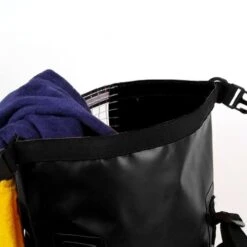 SAC ETANCHE HOWZIT 15L - NOIR -Nautigames Magasin sac etanche howzit 15l noir 3